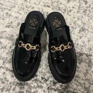 Sam & Libby slip on shoes
